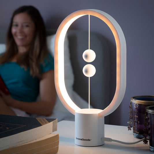 Balance Magnetic Table Lamp