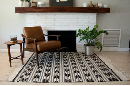 Neza Handwoven Wool Rug — Arrows Design