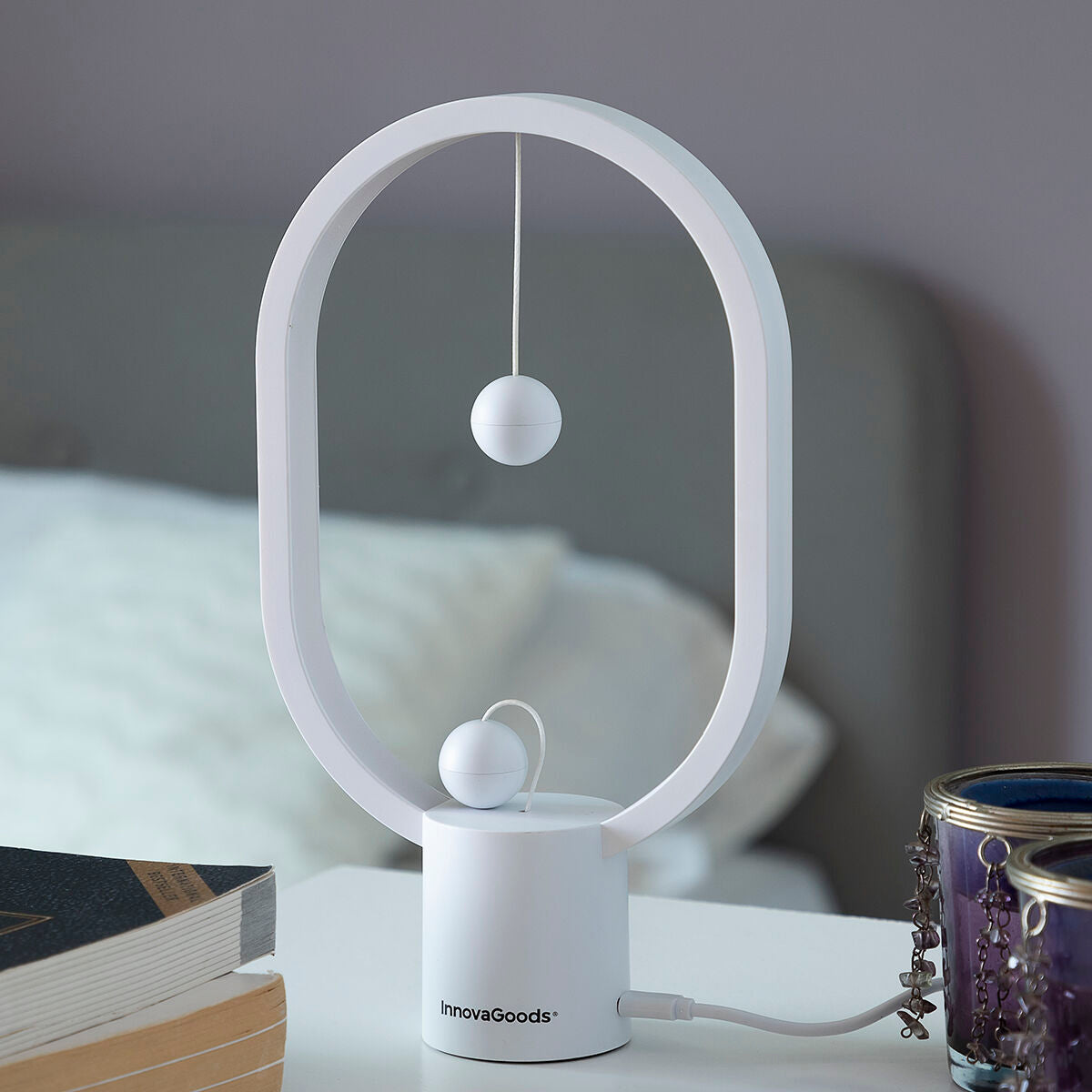 Balance Magnetic Table Lamp